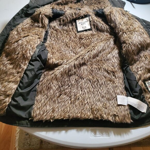 Abercrombie Kids Olive Green Coat with Faux Fur Lining Sz 11/12 -read desc - Picture 5 of 16